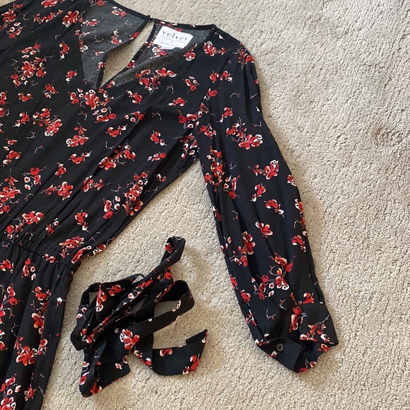 Anthropologie Velvet by Graham & Spencer Jumpsuit - Picture 5 of 6